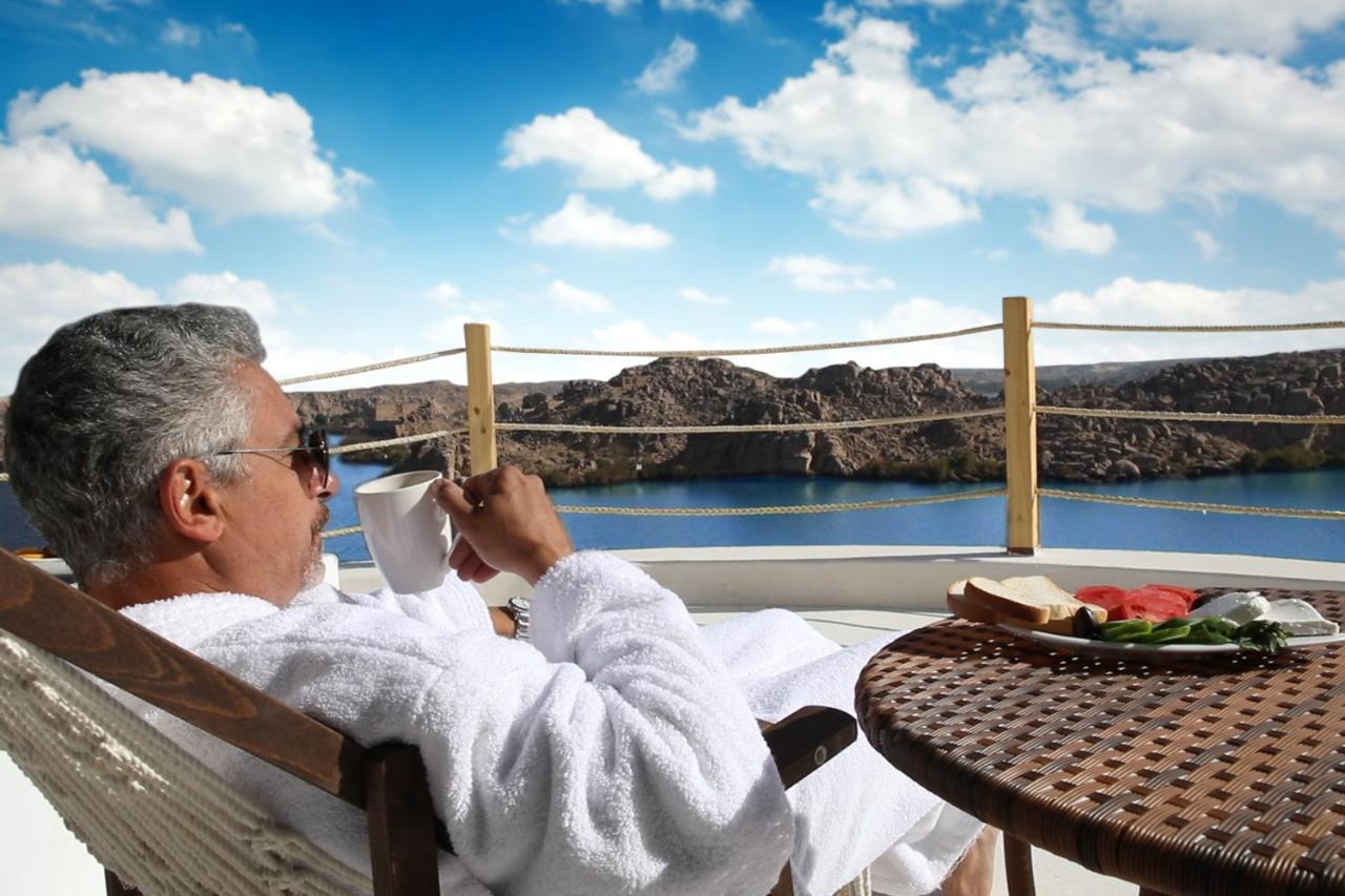 Benben By Dhara Hotels - Adults Only Aswan Exterior photo A guest at the Dead Sea Spa Magdiel